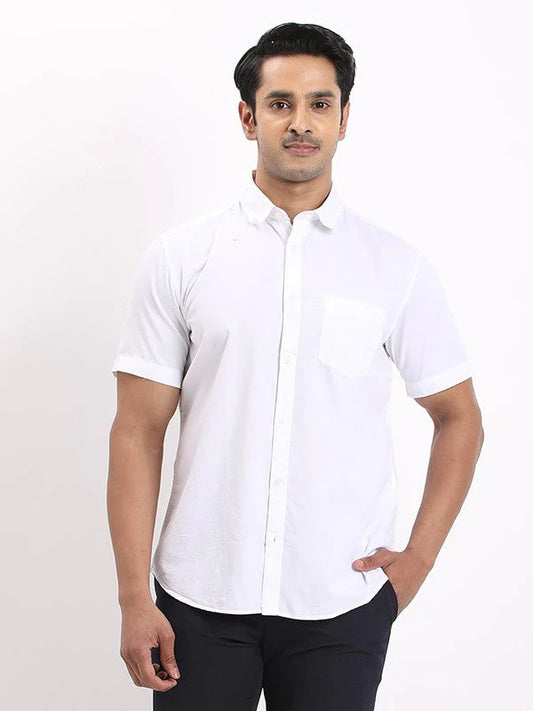 Designer Men Solid Half Sleeve Casual Cotton Shirt with Minimal Detailing