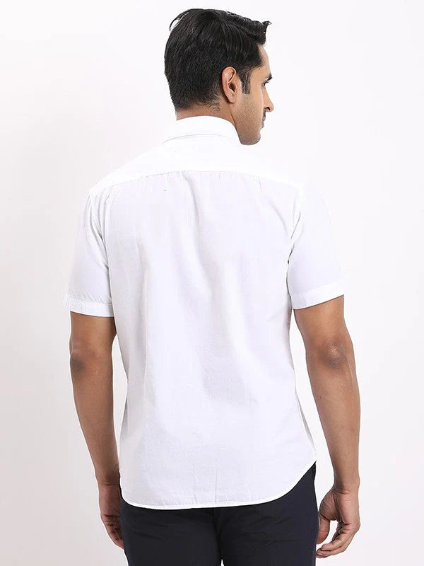 Designer Men Solid Half Sleeve Casual Cotton Shirt with Minimal Detailing