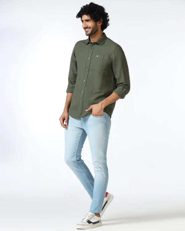 Fashionable Indigo Superflex Slim Fit Jeans for Men with Contemporary Design