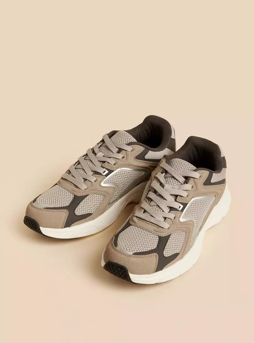 Stylish Panelled Lace-Up Sneakers for Men with Modern Casual Design