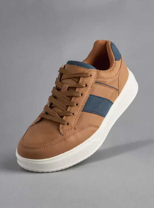Durable Men’s Panelled Lace-Up Sneakers with Soft Insole and Lightweight Comfort