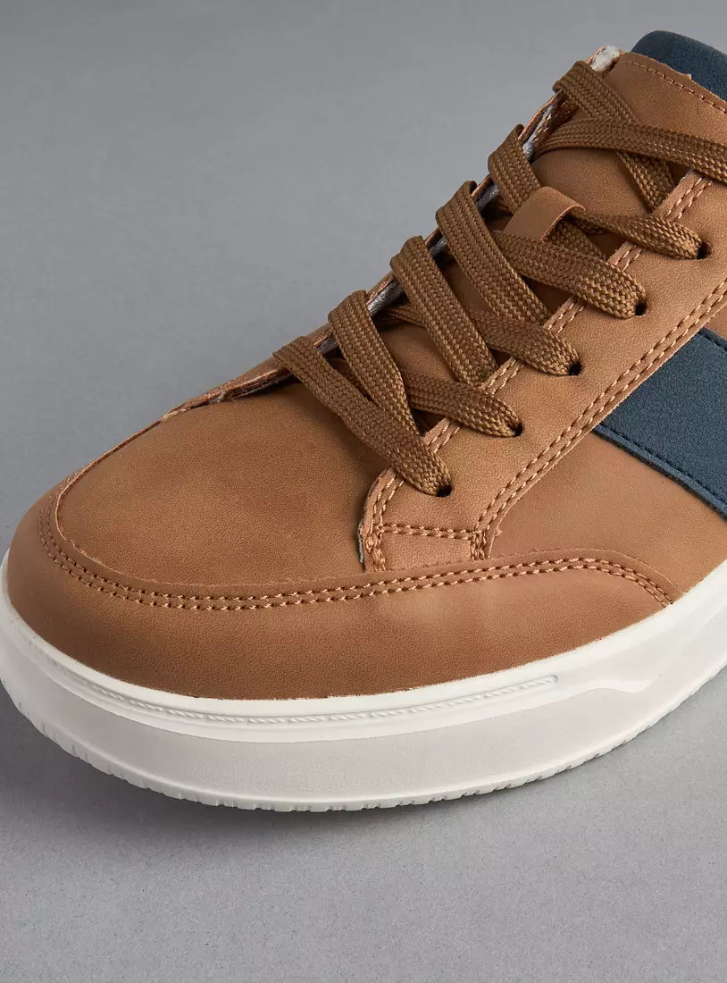 Durable Men’s Panelled Lace-Up Sneakers with Soft Insole and Lightweight Comfort