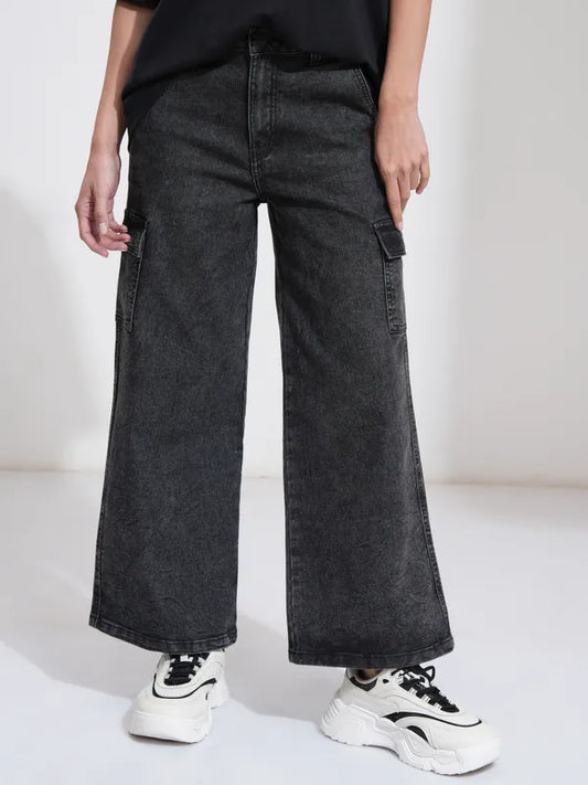 High Quality Women Black Wide Leg Stretchable Jeans with Durable Denim Fabric