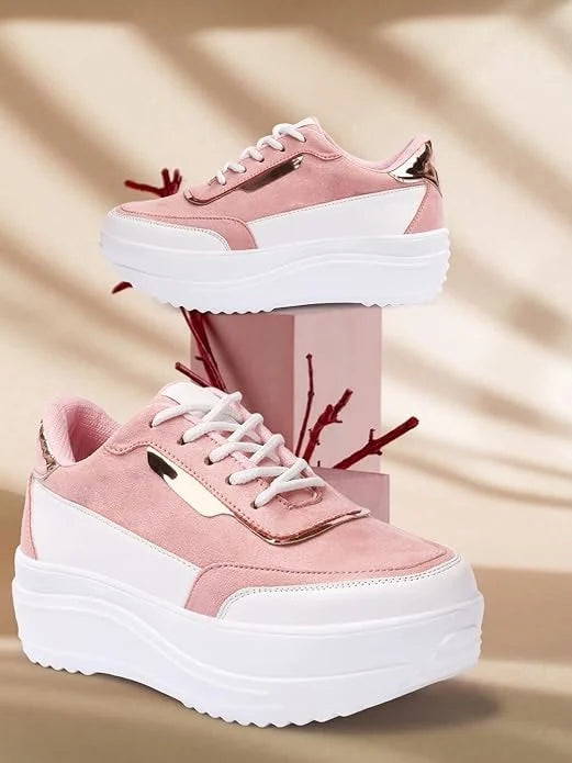 Fashionable Leather Women Sneakers with Cushioned Insole for All Day Comfort